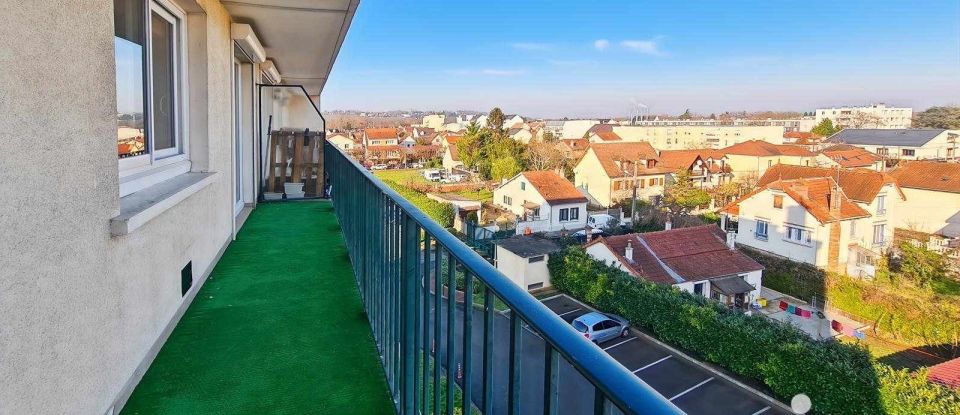 Apartment 3 rooms of 77 m² in Vigneux-sur-Seine (91270)