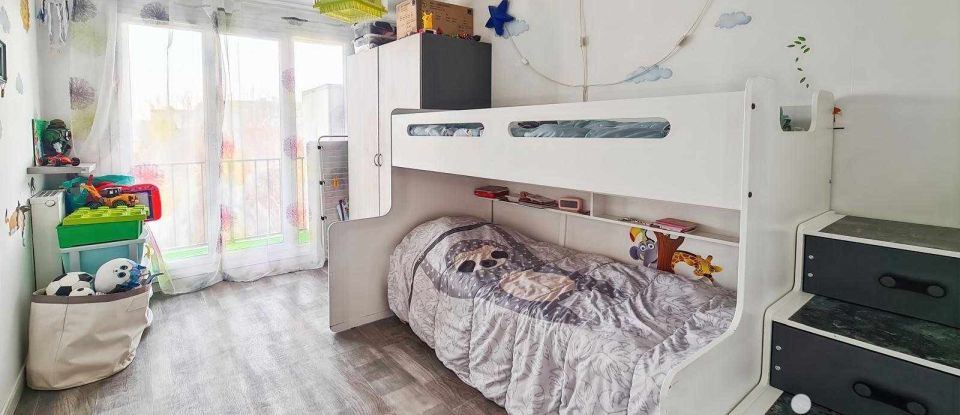 Apartment 3 rooms of 77 m² in Vigneux-sur-Seine (91270)