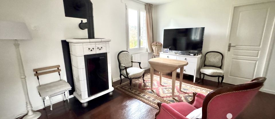 Maison traditionnelle 6 pièces de 100 m² à Port-en-Bessin-Huppain (14520)