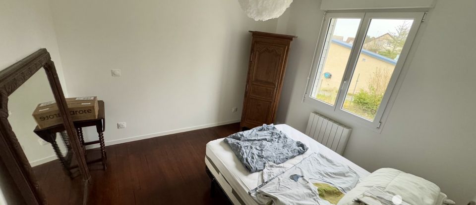 Maison traditionnelle 6 pièces de 100 m² à Port-en-Bessin-Huppain (14520)
