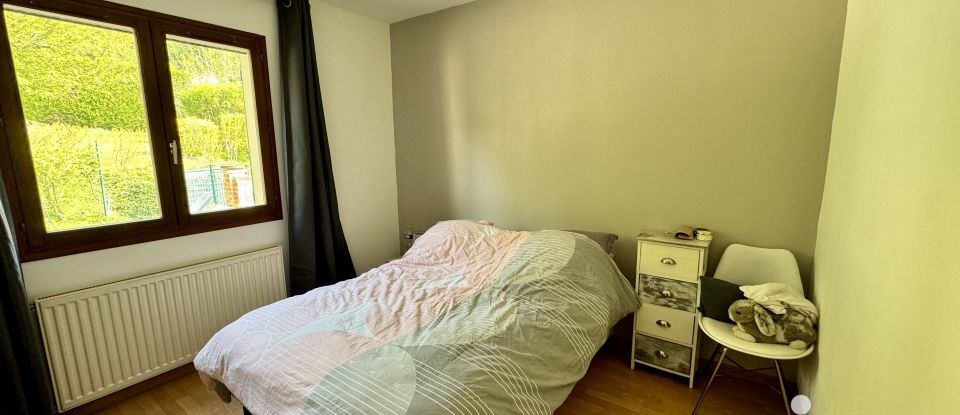 Traditional house 10 rooms of 227 m² in Bailleval (60140)