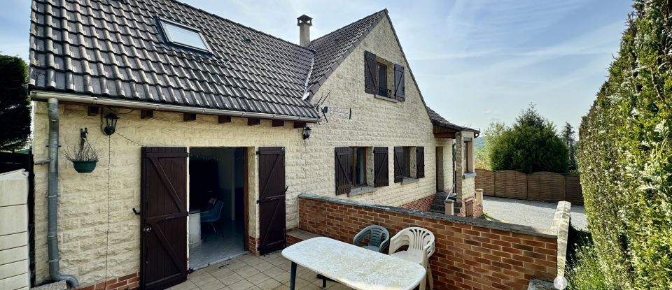 Traditional house 10 rooms of 227 m² in Bailleval (60140)