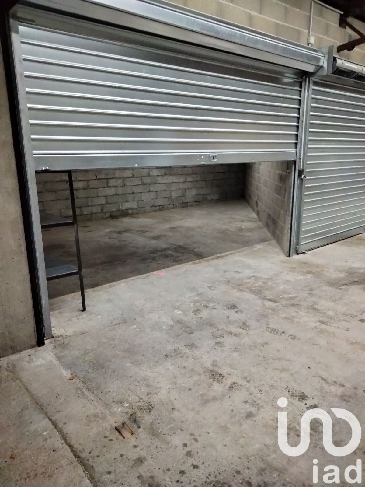 Parking/garage/box Beaucaire 322 1563858