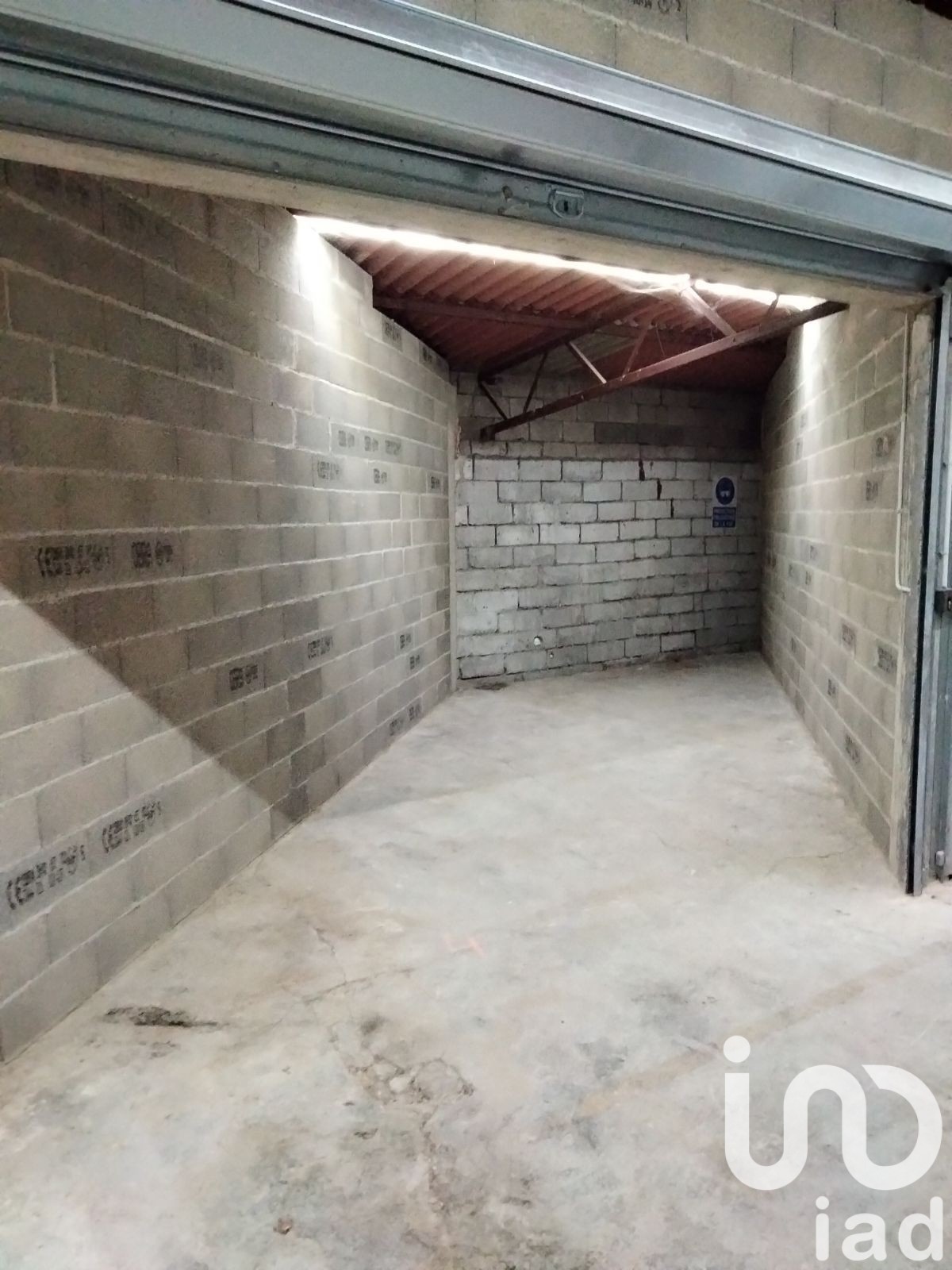 Parking/garage/box Beaucaire 322 1563858