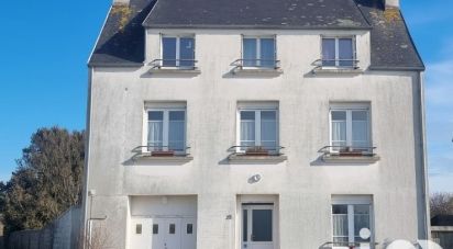Maison de ville 9 pièces de 177 m² à Plozévet (29710)