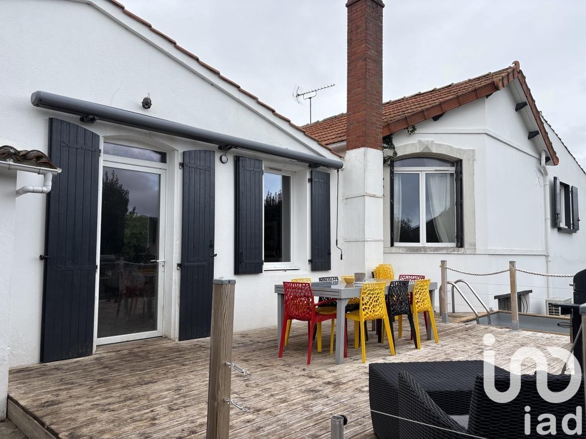 Maison 7 Charron 143 1660317
