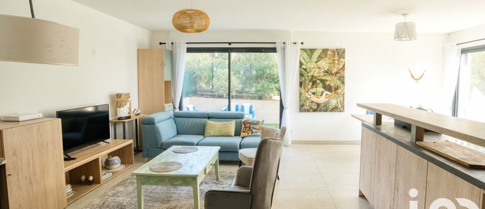 Traditional house 6 rooms of 139 m² in Bandol (83150)
