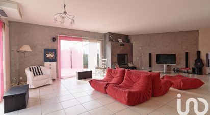 Maison 6 pièces de 212 m² à Latour-Bas-Elne (66200)