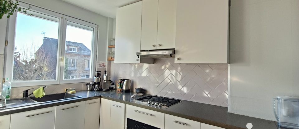 Apartment 3 rooms of 54 m² in Suresnes (92150)