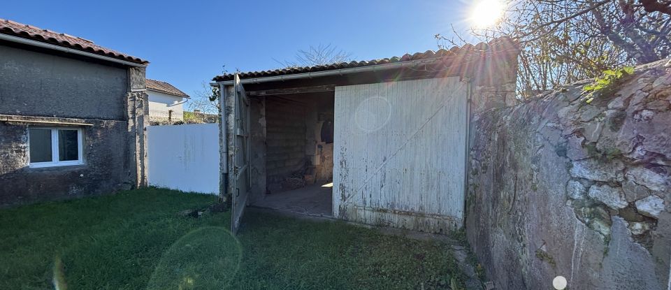 Parking of 25 m² in Arvert (17530)