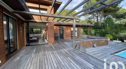 House 6 rooms of 172 m² in LACANAU OCEAN (33680)