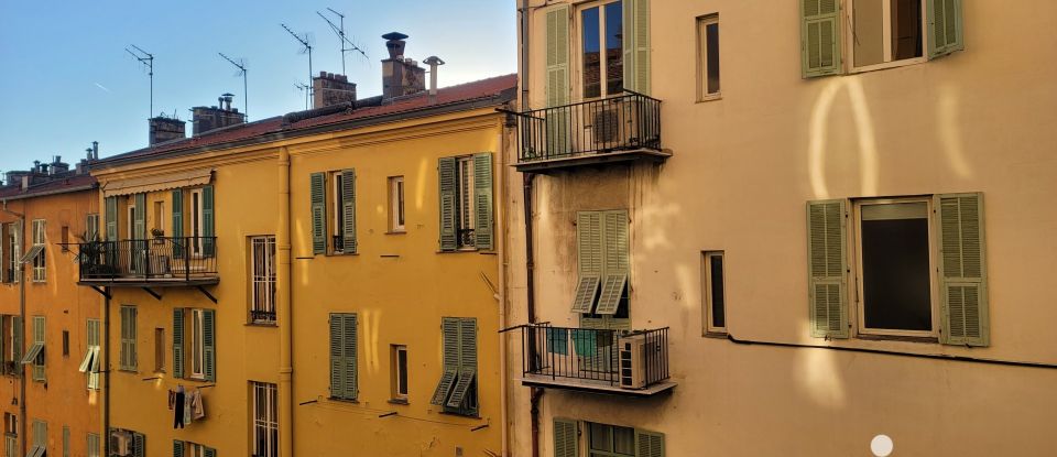Apartment 3 rooms of 68 m² in Nice (06300)