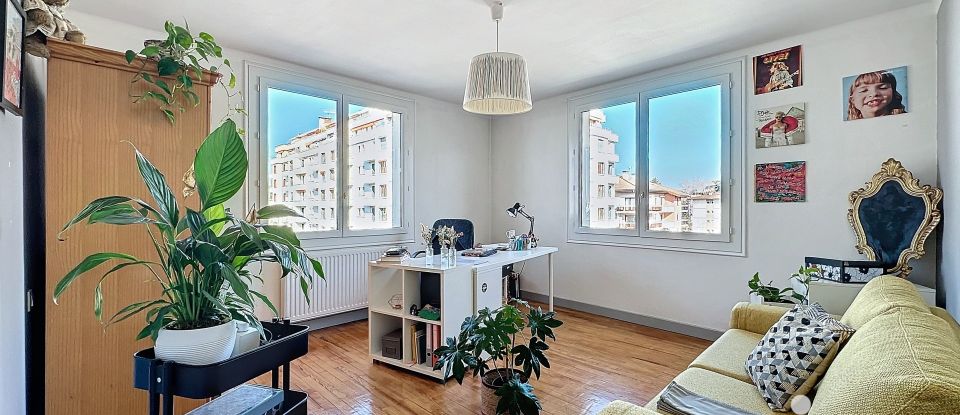 Apartment 3 rooms of 80 m² in Annecy (74000)