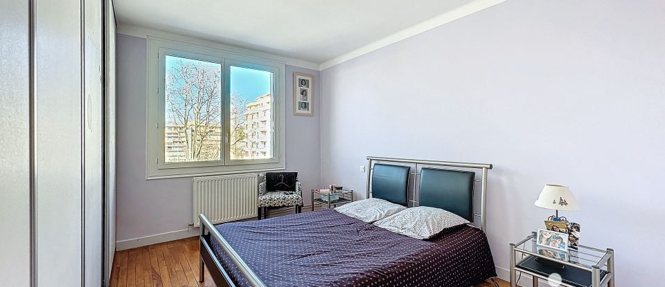 Apartment 3 rooms of 80 m² in Annecy (74000)
