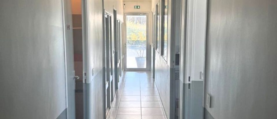 Business premises of 100 m² in Palaiseau (91120)