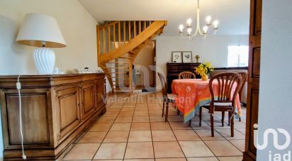 House 5 rooms of 125 m² in Le Pellerin (44640)