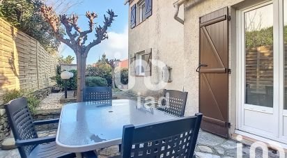 House 4 rooms of 92 m² in La Ciotat (13600)