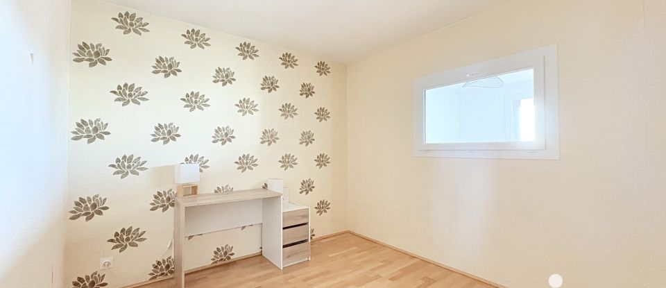 Appartement 4 pièces de 102 m² à Tournon-sur-Rhône (07300)