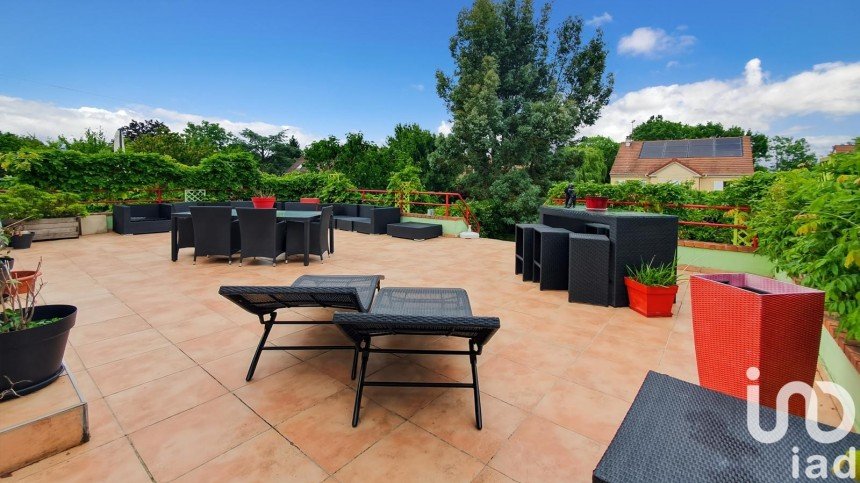 House 6 rooms of 141 m² in Saint-Germain-lès-Arpajon (91180)