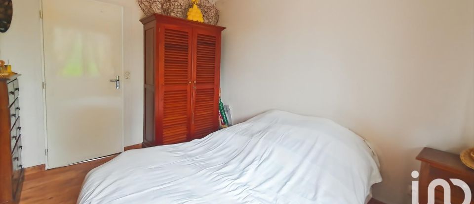 House 6 rooms of 141 m² in Saint-Germain-lès-Arpajon (91180)