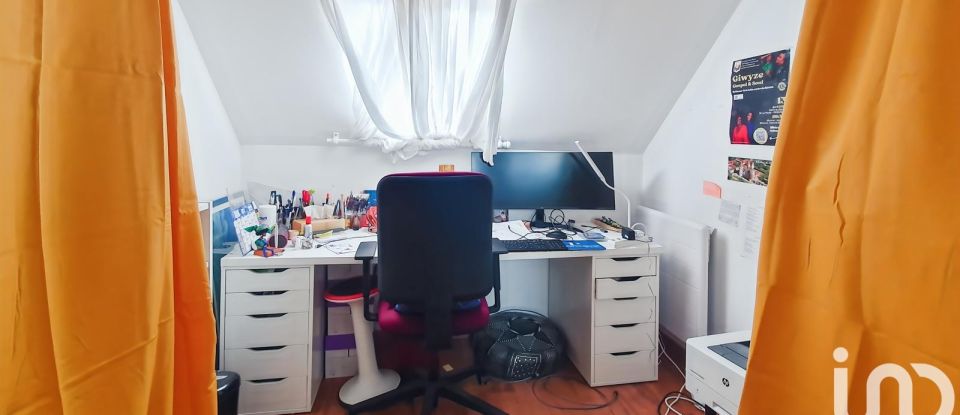 House 6 rooms of 141 m² in Saint-Germain-lès-Arpajon (91180)
