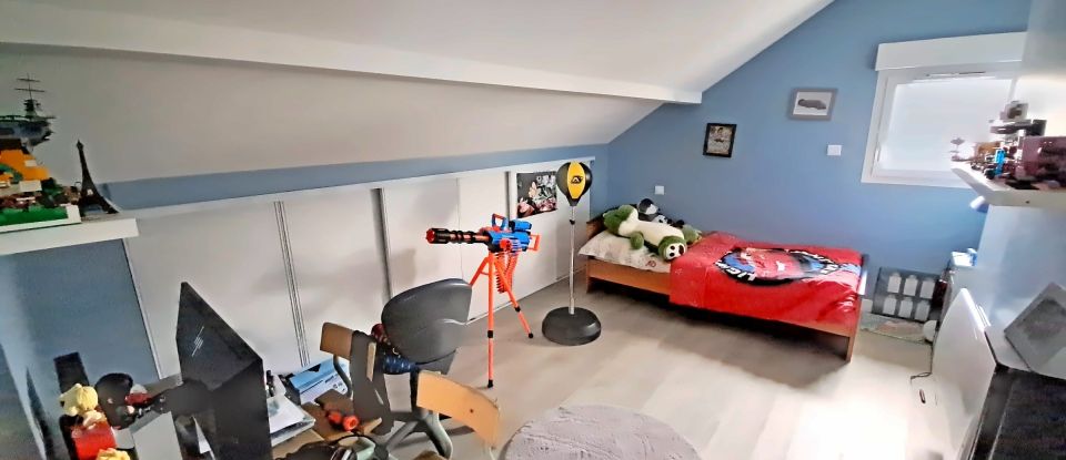 Traditional house 5 rooms of 94 m² in Cormeilles-en-Parisis (95240)