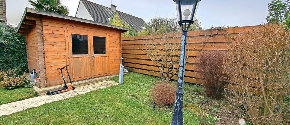 Traditional house 5 rooms of 94 m² in Cormeilles-en-Parisis (95240)