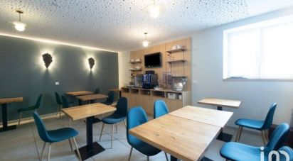Hotel-restaurant of 690 m² in Saint-Palais (64120)
