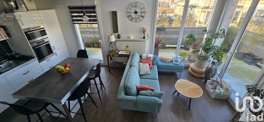 Duplex 4 rooms of 80 m² in Corbeil-Essonnes (91100)