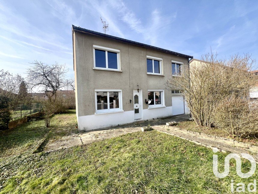Traditional house 6 rooms of 115 m² in Pargny-sur-Saulx (51340)