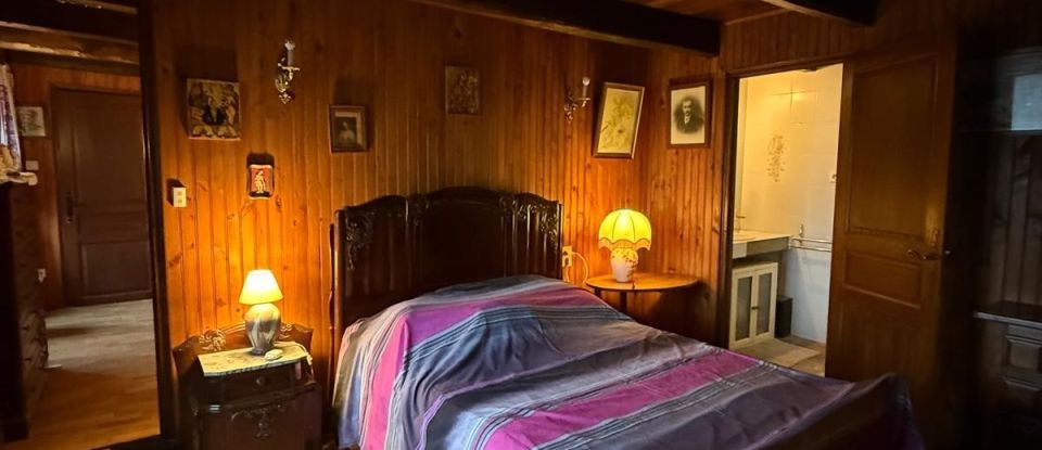 Country home 10 rooms of 417 m² in Val-de-Meuse (52140)