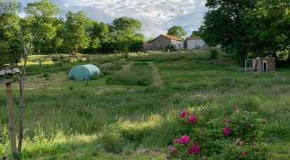 Land of 7,890 m² in Naussac-Fontanes (48300)