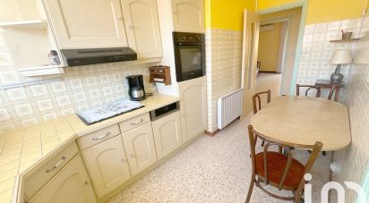 Apartment 4 rooms of 76 m² in Puget-sur-Argens (83480)