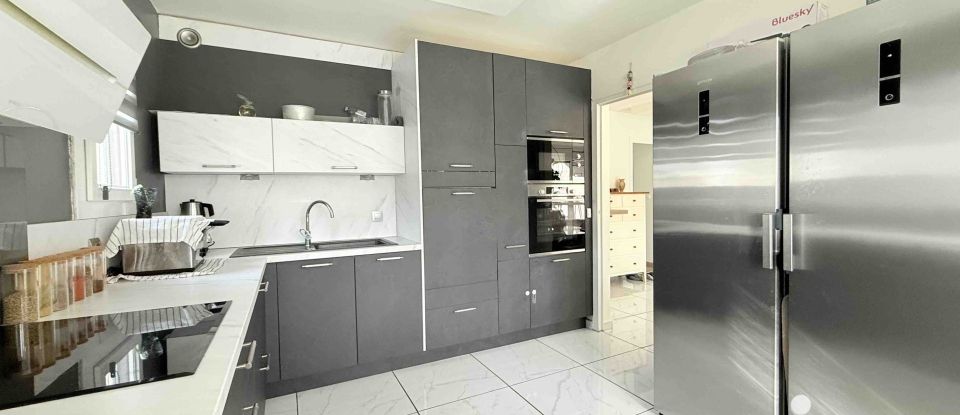 Appartement 4 pièces de 83 m² à Échirolles (38130)