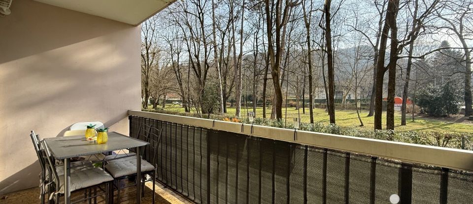 Appartement 4 pièces de 83 m² à Échirolles (38130)