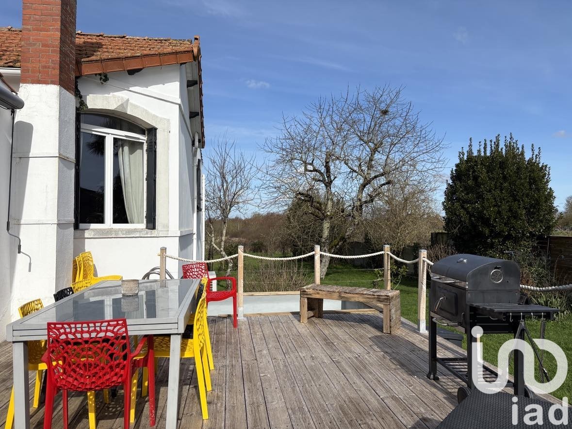 Maison 7 Charron 143 1660317