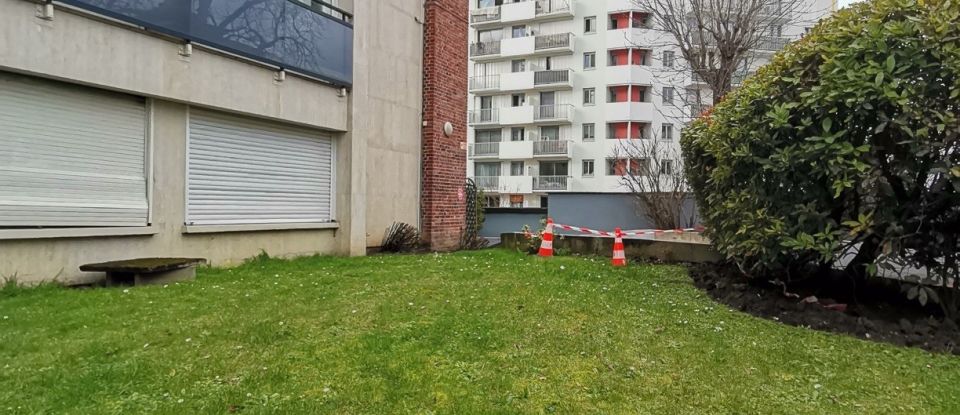 Studio 1 room of 17 m² in Charenton-le-Pont (94220)