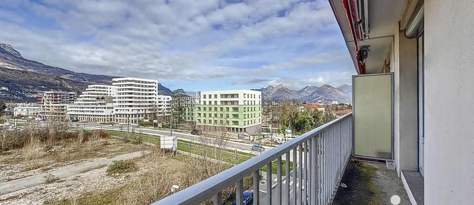 Appartement 4 pièces de 72 m² à Le Pont-de-Claix (38800)