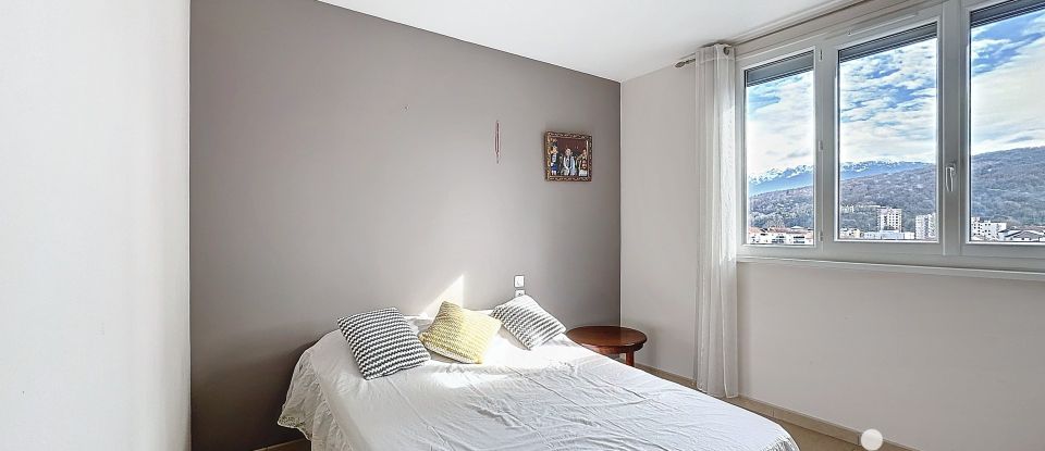 Appartement 4 pièces de 72 m² à Le Pont-de-Claix (38800)
