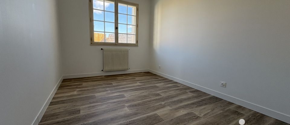 Townhouse 4 rooms of 90 m² in Talmont-Saint-Hilaire (85440)