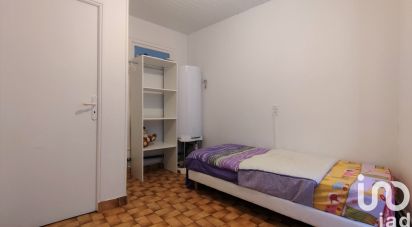 Building in Saint-Pons-de-Thomières (34220) of 188 m²