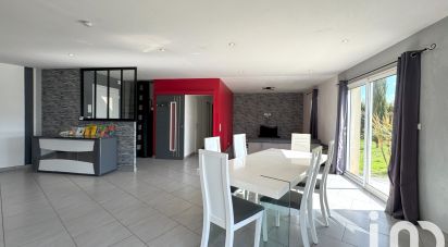 Pavilion 5 rooms of 115 m² in Petosse (85570)