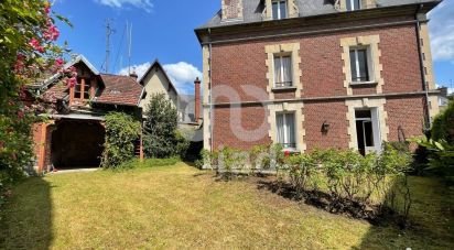 House 10 rooms of 270 m² in Compiègne (60200)