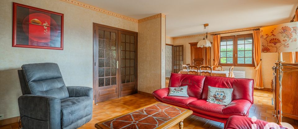 House 7 rooms of 169 m² in Claix (38640)