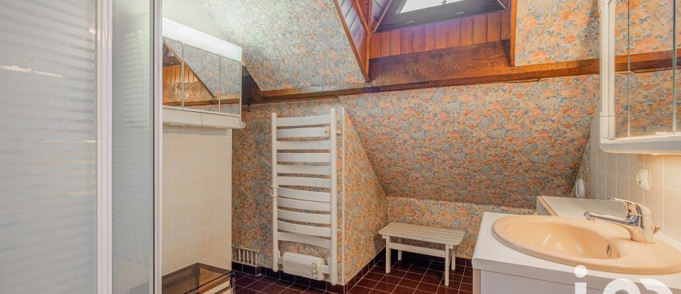 House 7 rooms of 169 m² in Claix (38640)