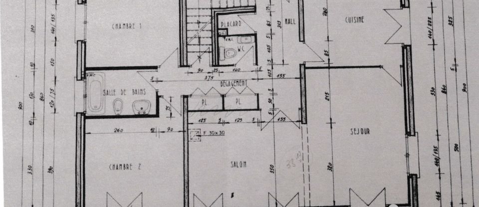 House 7 rooms of 169 m² in Claix (38640)