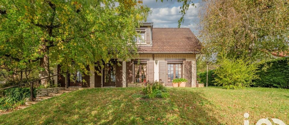 House 7 rooms of 169 m² in Claix (38640)