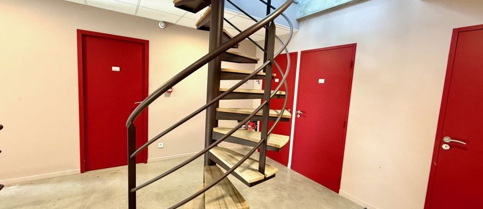Bureaux de 435 m² à Pierrelatte (26700)