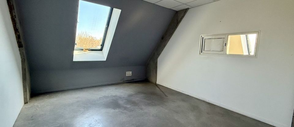 Bureaux de 435 m² à Pierrelatte (26700)