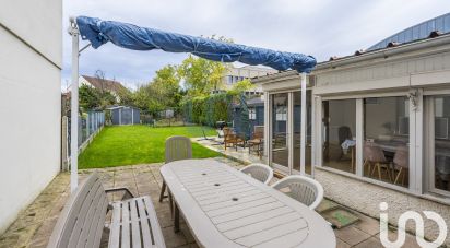 House 5 rooms of 108 m² in Chevilly-Larue (94550)